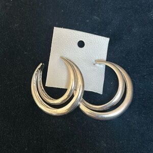NWT Free People Studio Hoop Earrings in Silver